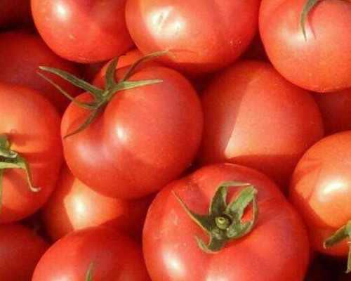 90后男医生抱哄9月大哭闹患儿，哄睡孩子有一套